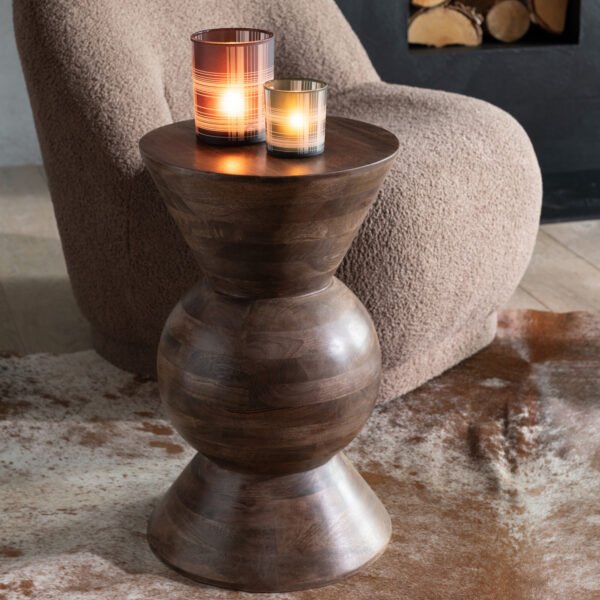 Table [Bolia] – Image 3